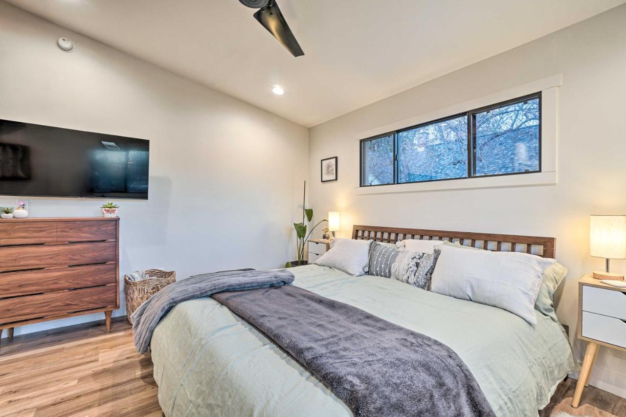 Cozy Flagstaff Studio With Patio - Near Dtwn! Bagian luar foto