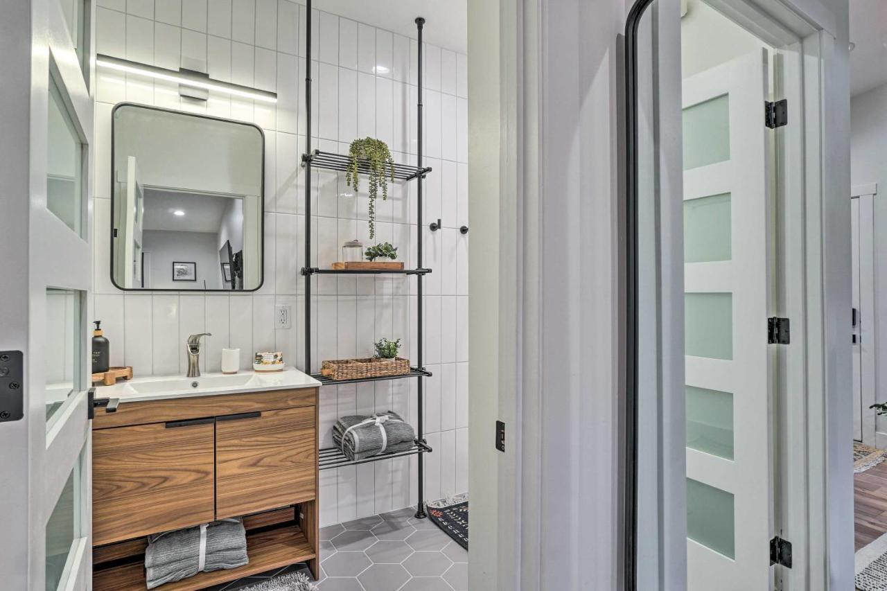 Cozy Flagstaff Studio With Patio - Near Dtwn! Bagian luar foto